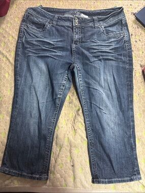 Women's Dark Blue Cropped Stretch Jeans